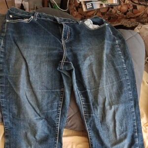 Women's Relaxed Fit Jeans in Deep Blue